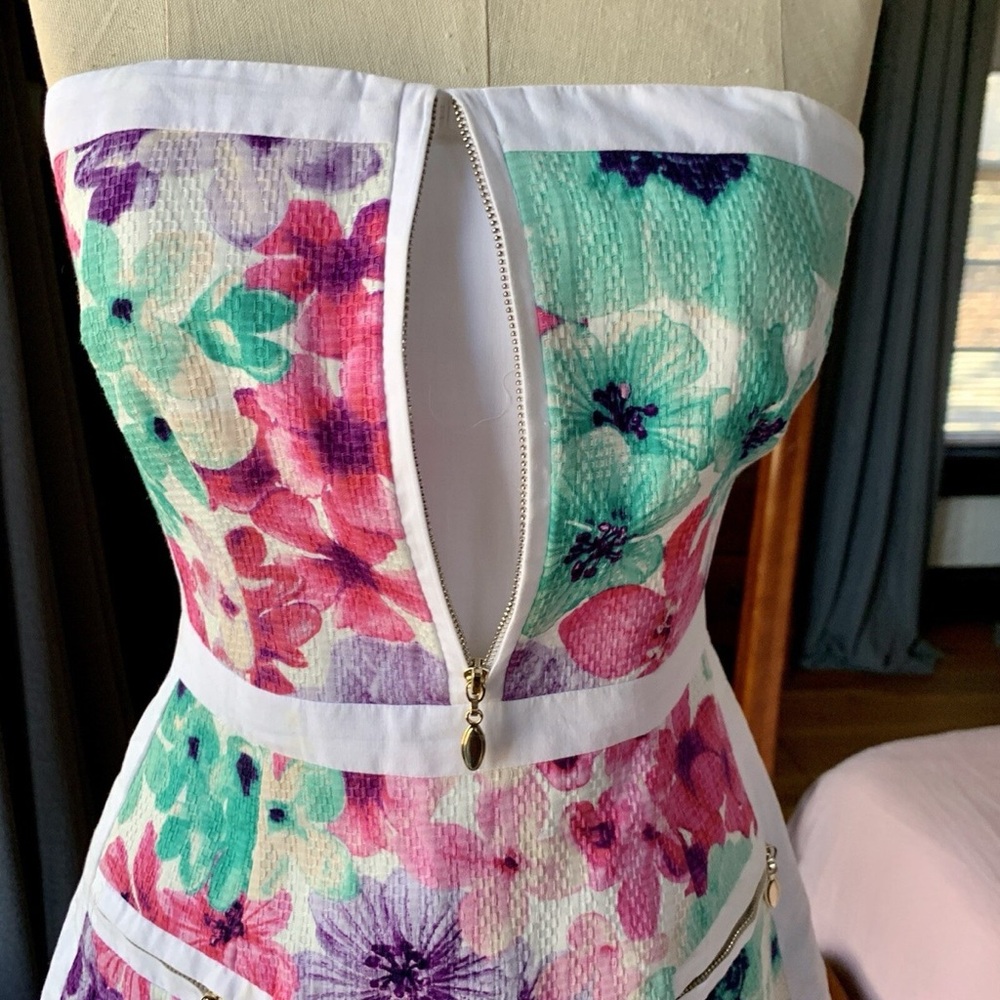 Laundry by Shelli Segal Tropical Print Dress | Strapless Summer Cocktail - Picture 4 of 7